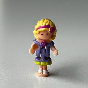 Polly pocket vintage sweet roses doll toy 1996 blue bird